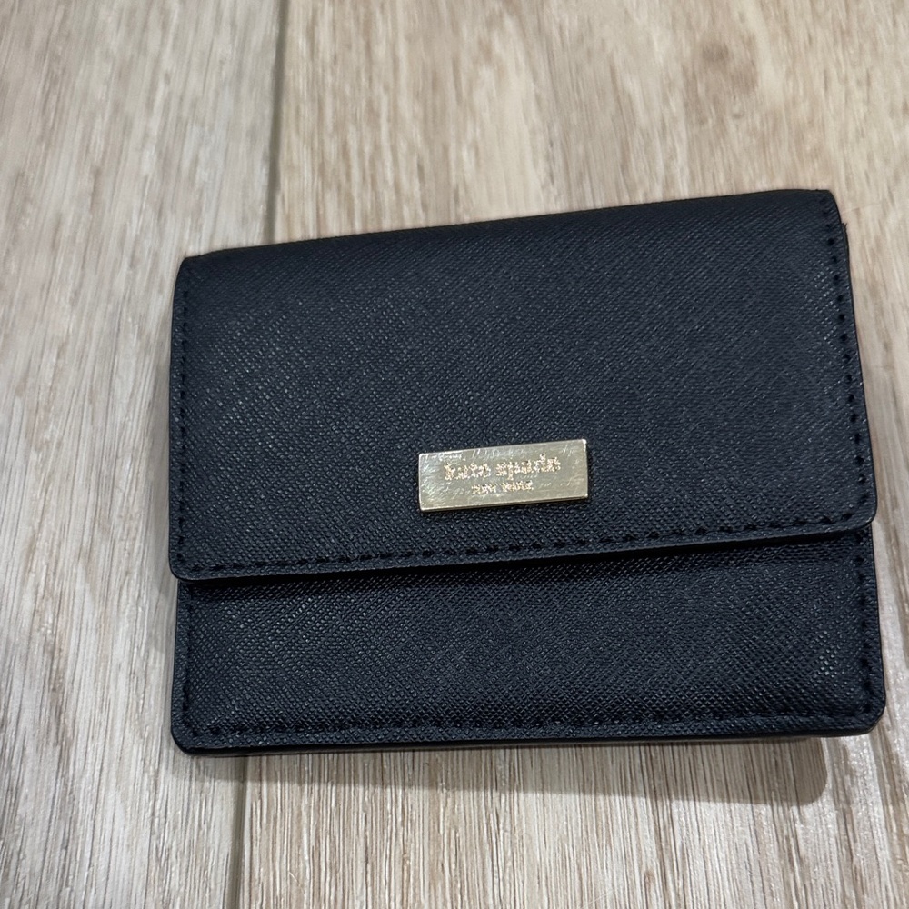 NWT Kate Spade Wallet